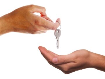 U.S. 30-Year Mortgage Rates Dip to 6.27%, Offering Relief to Homebuyers Amid Economic Shifts